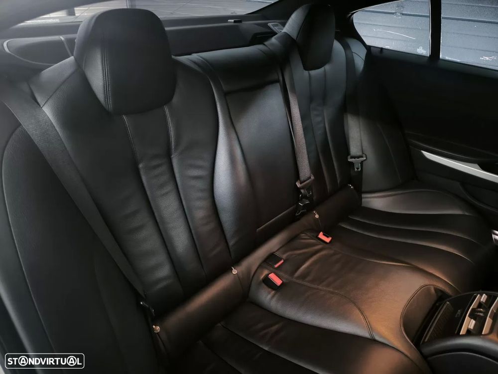 BMW 640 Gran Coupé d Pack M - 28
