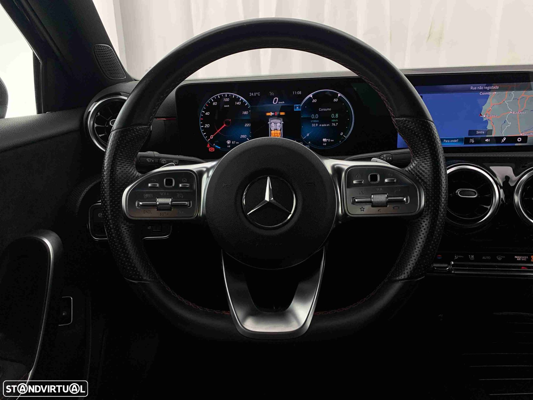 Mercedes-Benz A 250 e AMG Line - 12