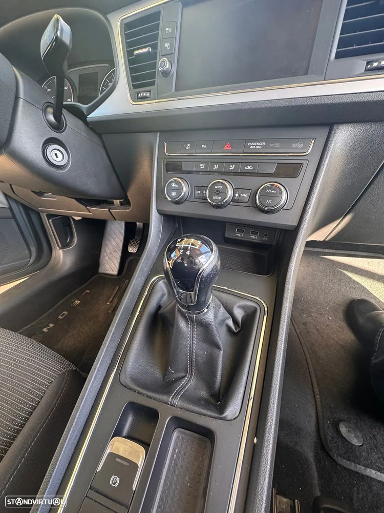 SEAT Leon ST 1.6 TDI Style S/S - 8