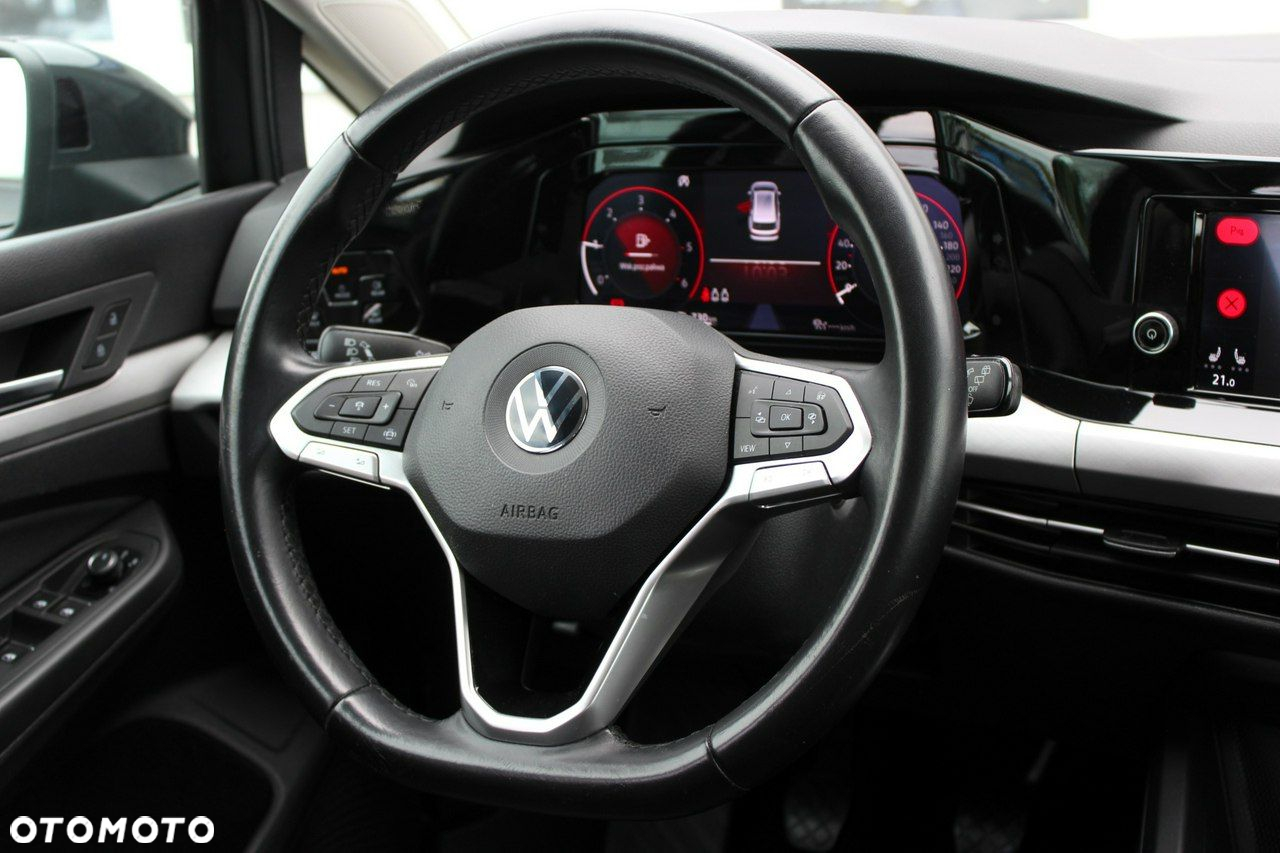 Volkswagen Golf - 13