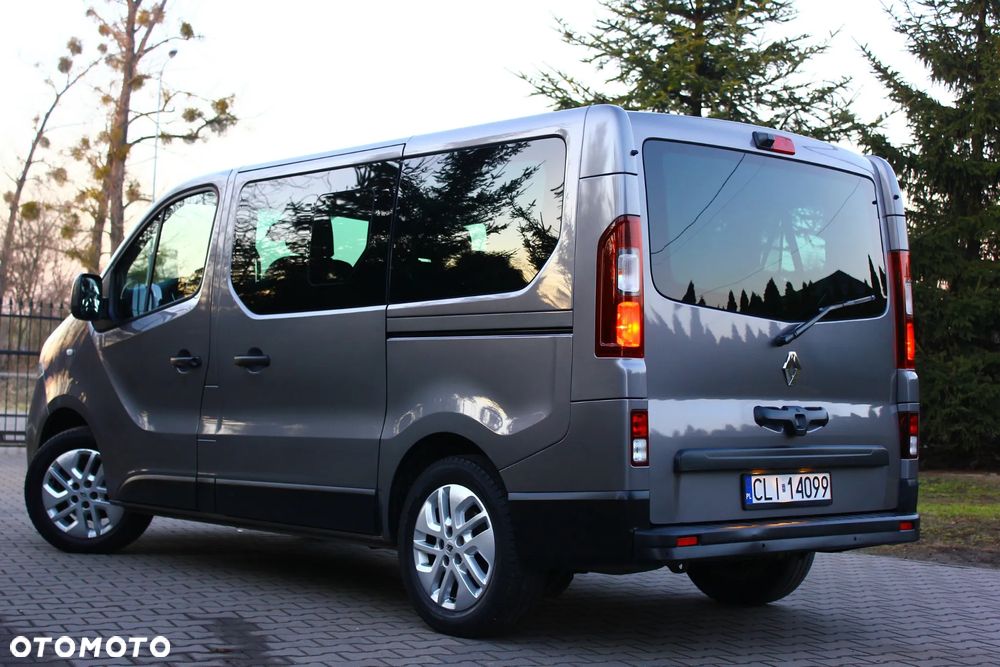 Renault Trafic 2.0 dCi - 8