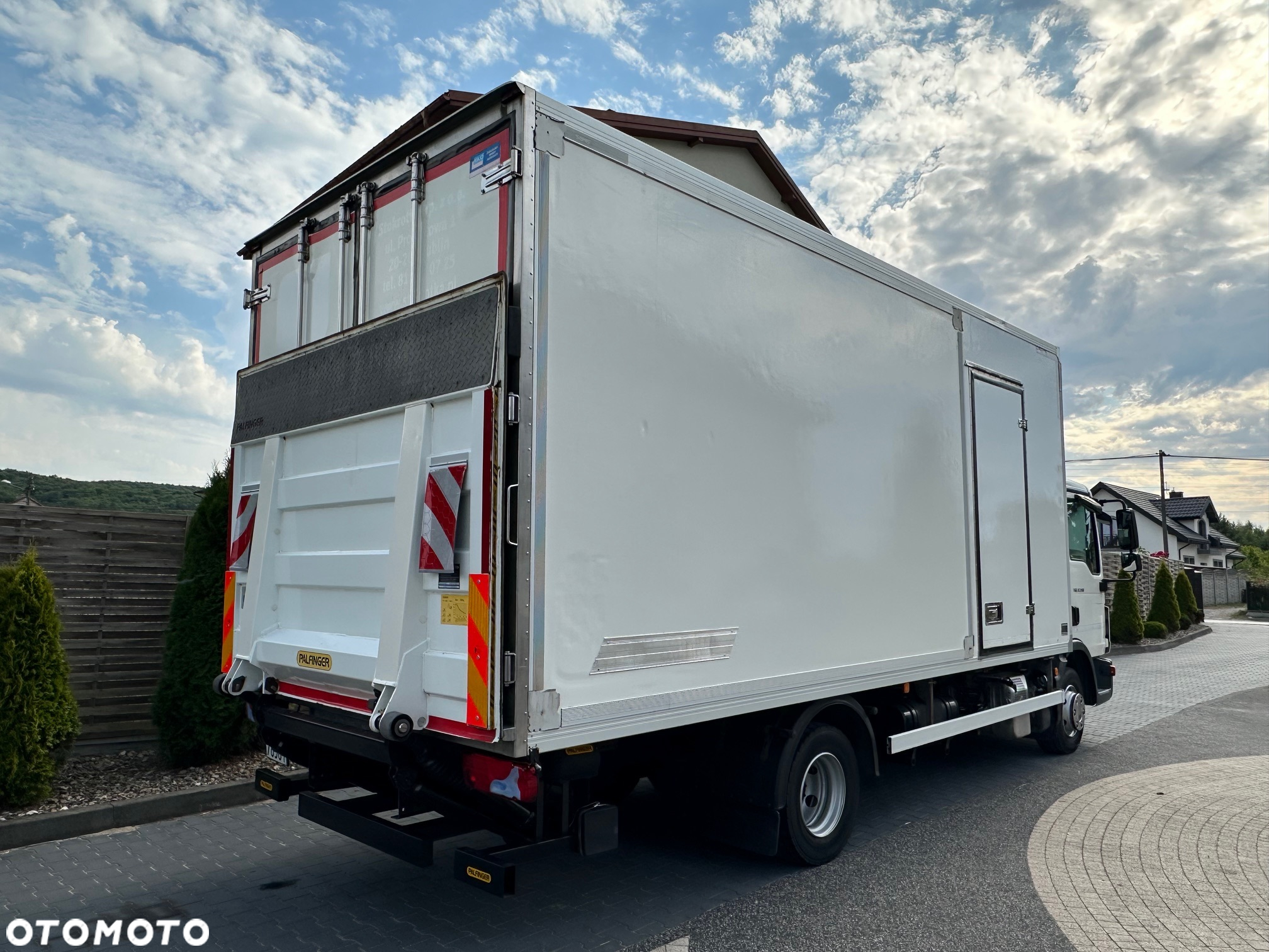 MAN TGL 12.190  Chłodnia + Winda 2020 r. - 4