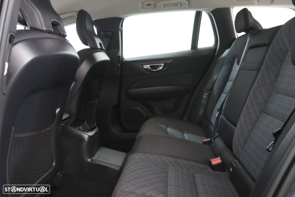 Volvo V60 2.0 T6 AWD TE Core - 7