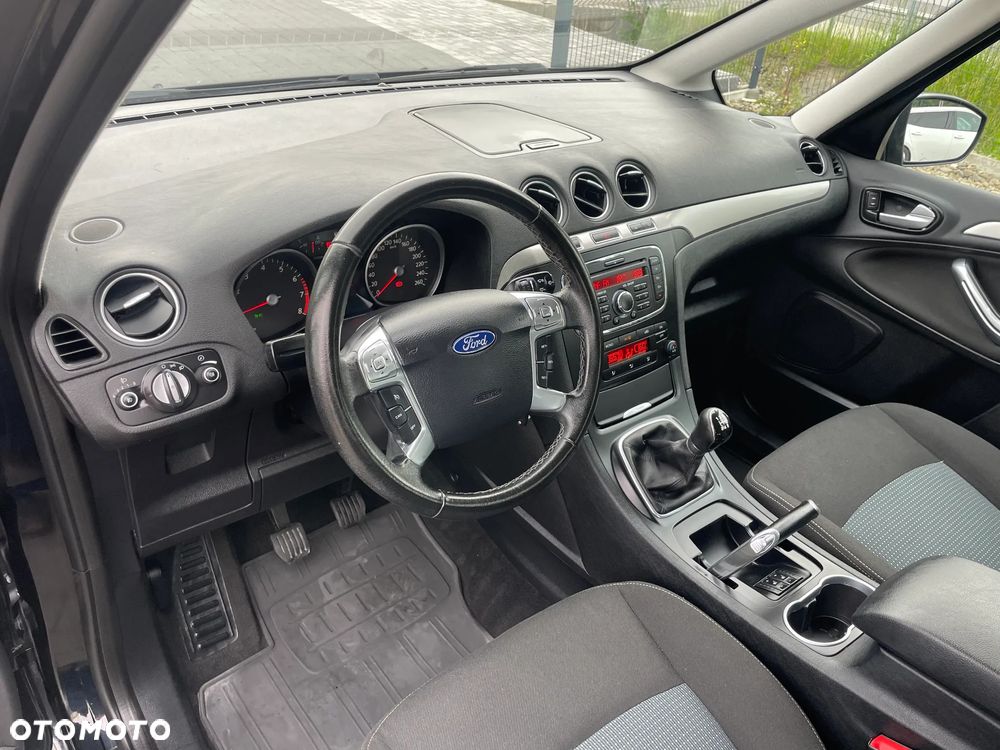 Ford Galaxy 2.0 Business Edition - 16