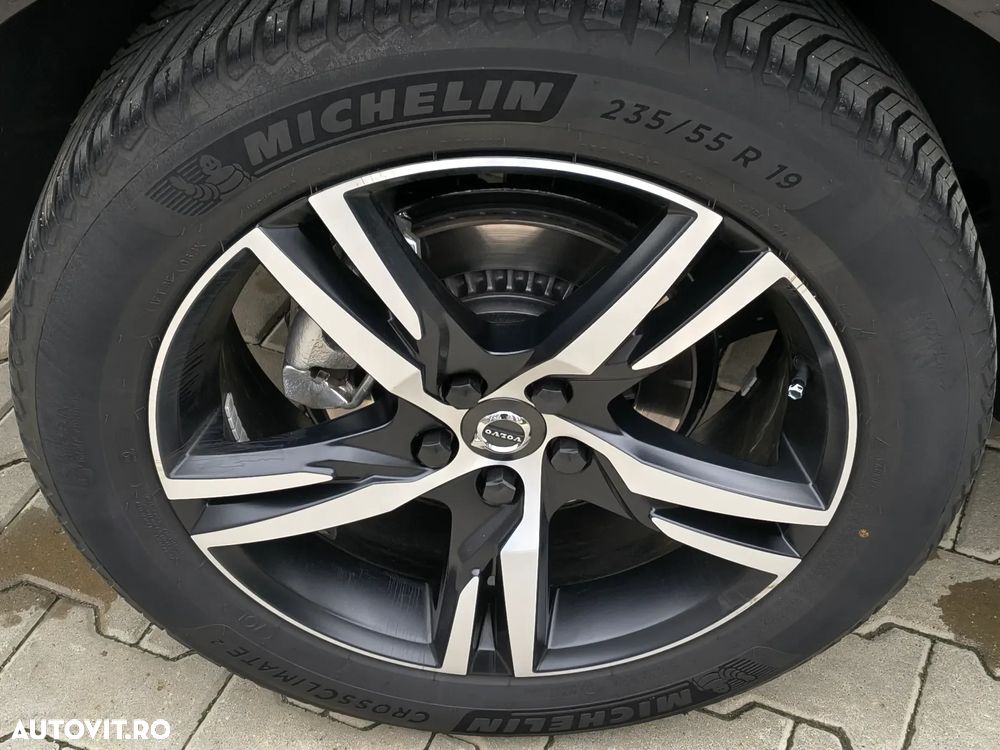 Volvo XC 60 D5 AWD Aut. RDesign - 37