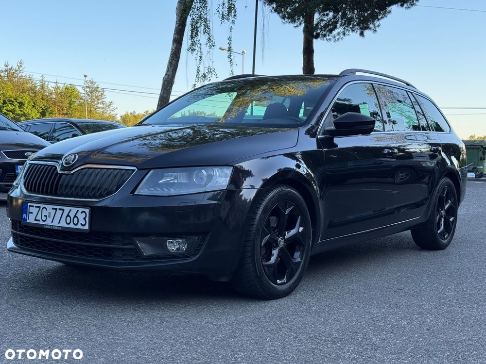 Skoda Octavia 2.0 TDI Elegance DSG - 2