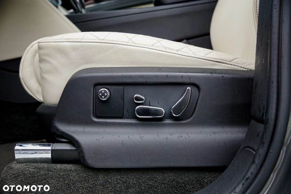 Bentley Bentayga W12 First Edition - 17