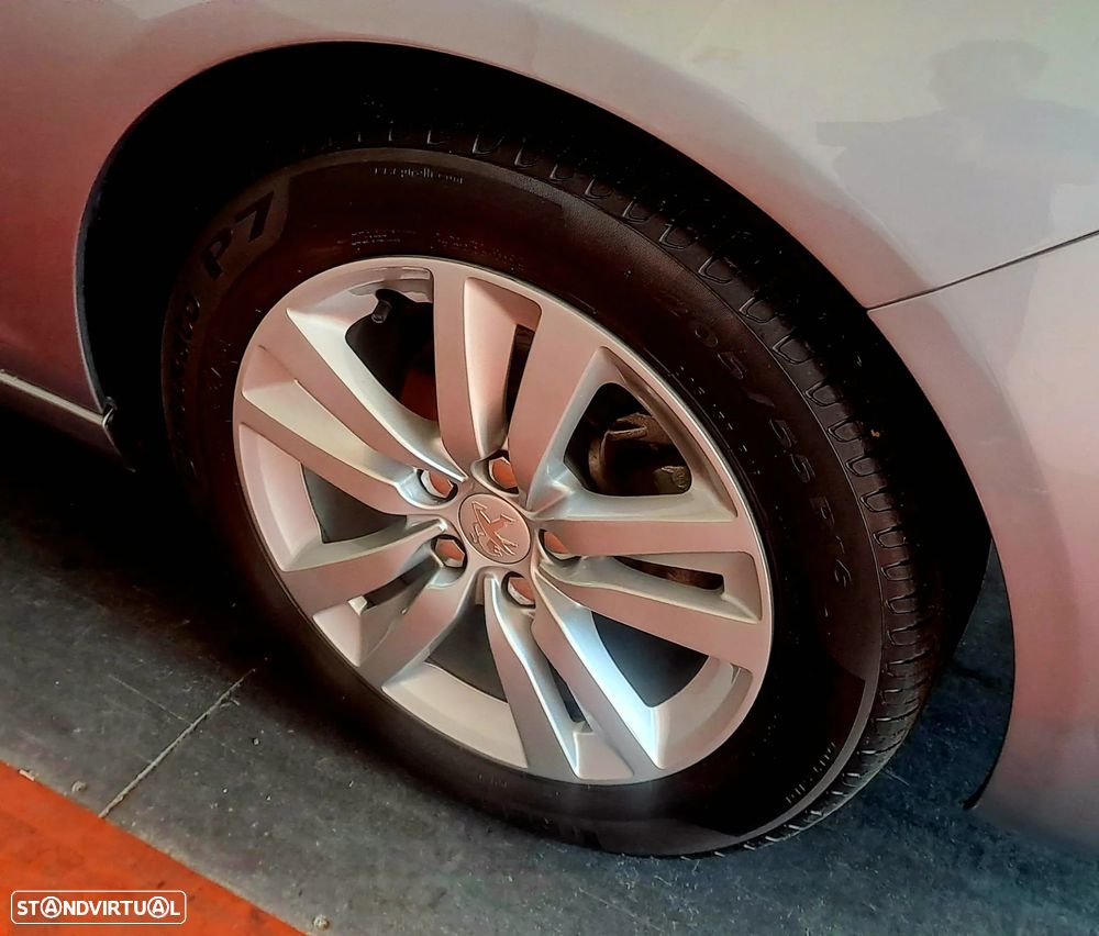 Peugeot 308 1.2 PureTech Style - 17