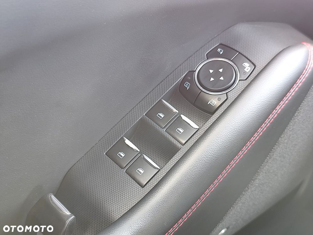 Ford Mustang Mach-E 91 kWh AWD Premium - 13