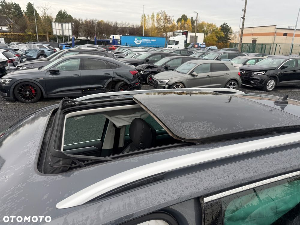 Volkswagen Tiguan 2.0 TDI SCR 4Mot Elegance DSG - 20