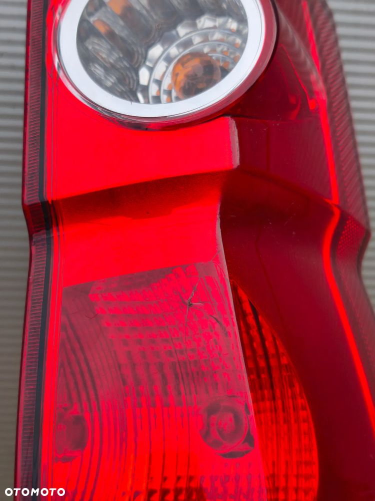 Lampa tył prawa VW Crafter I 06-16r 2e0945096 - 3