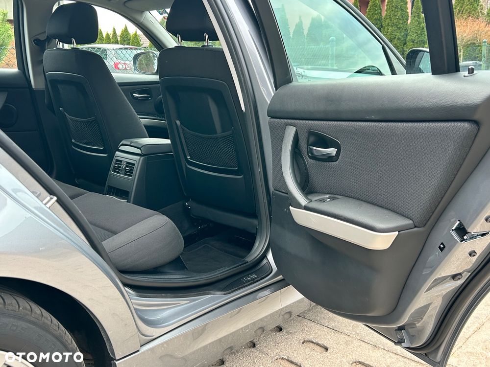 BMW Seria 3 316d Advantage - 25