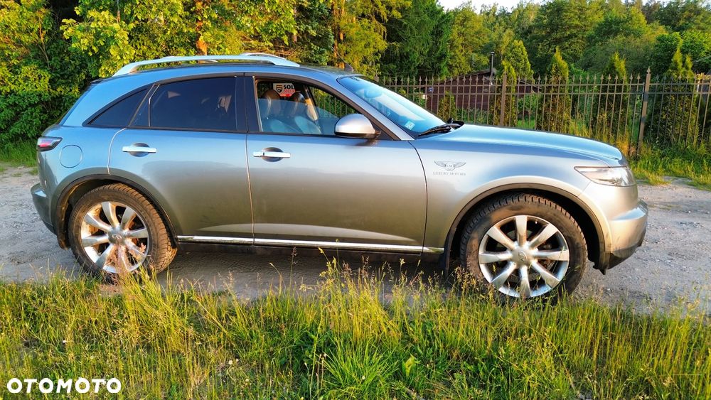 Infiniti FX FX35 - 8