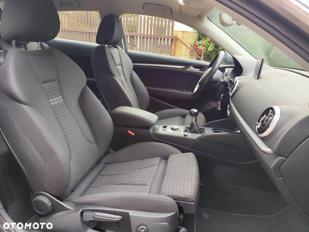 Audi A3 3-drzwiowe 1.4 TFSI Ambiente - 11