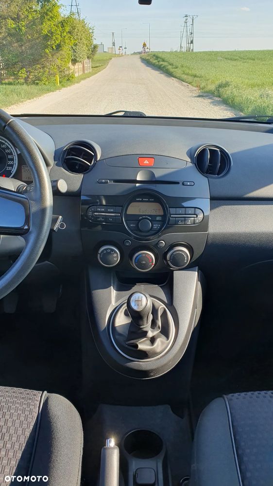 Mazda 2 1.3 MZR Active - 17