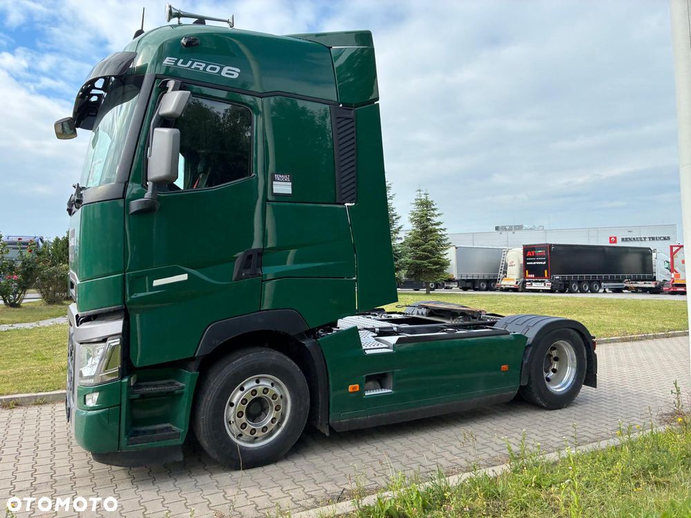 Renault T480 HIGH SLEPER CAB - 8