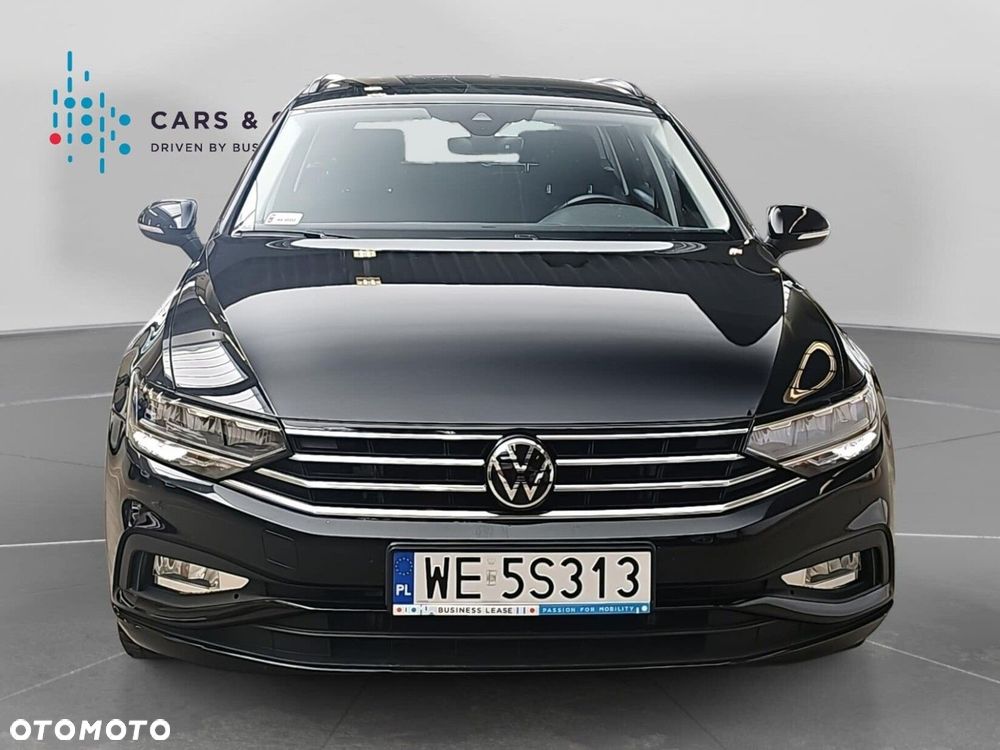 Volkswagen Passat Variant 2.0 TDI EVO Essence DSG - 4