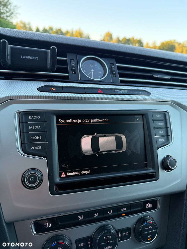 Volkswagen Passat 2.0 TDI SCR Comfortline DSG - 22