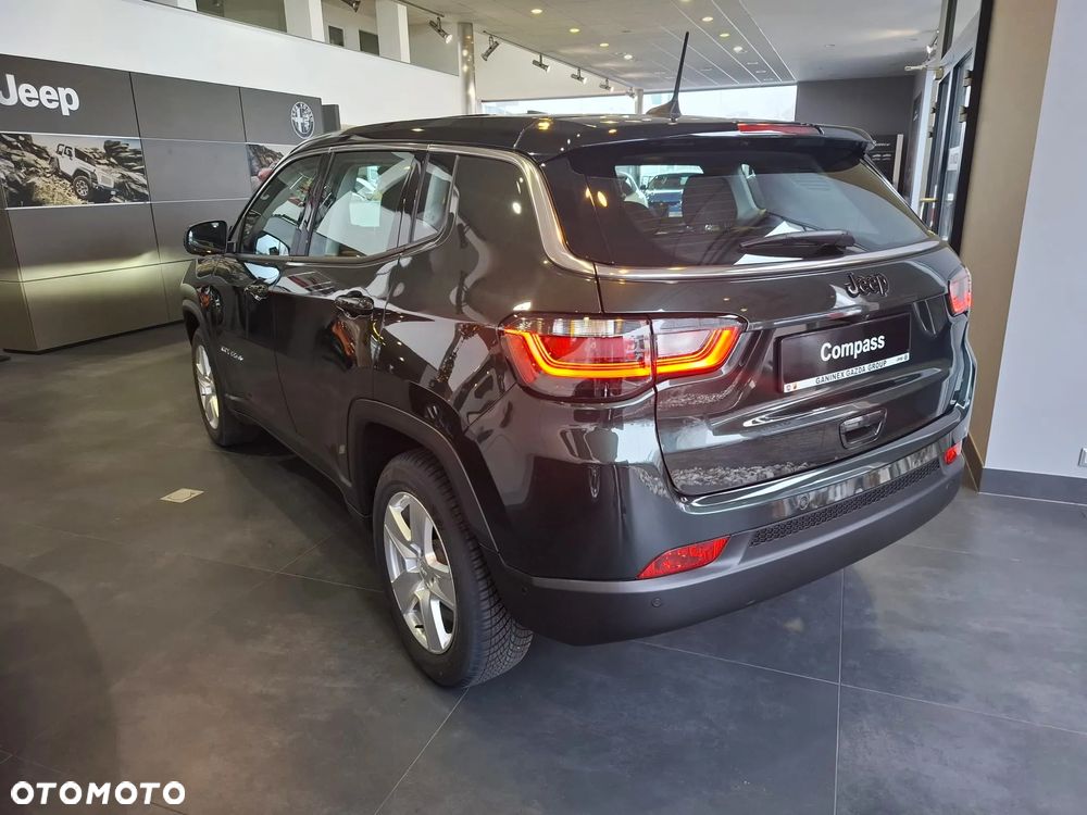 Jeep Compass 1.5 T4 mHEV Altitude FWD S&S DCT - 5