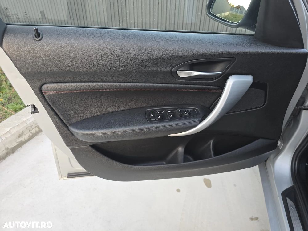 BMW Seria 1 120d Sport Line - 17