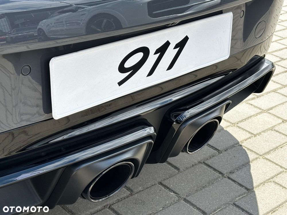 Porsche 911 - 12