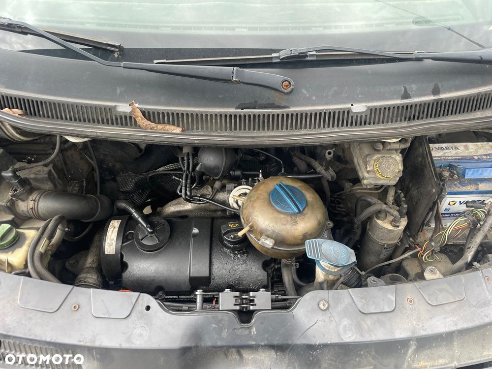 Volkswagen T5 NA CZĘŚCI!!! Kolor: L902 - 5