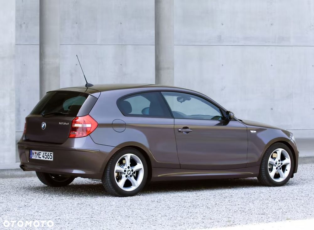 BMW Seria 1 118i - 1