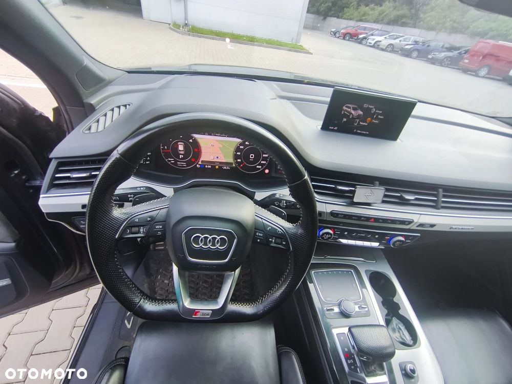Audi Q7 - 15