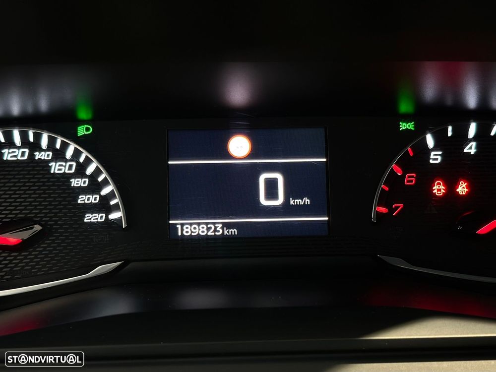 Peugeot 2008 1.5 BlueHDi Active - 12