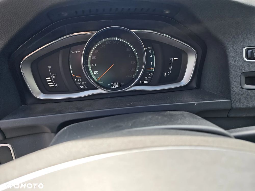 Volvo V60 Cross Country T5 Geartronic Momentum - 15