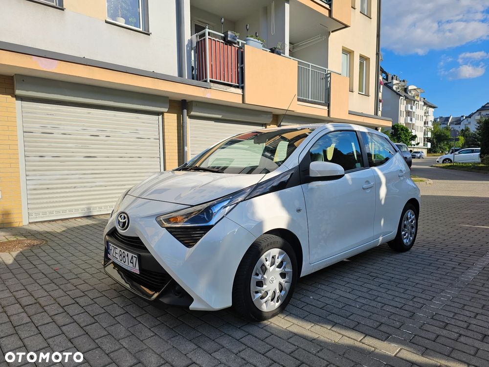 Toyota Aygo 1.0 VVT-i Color Edition - 1