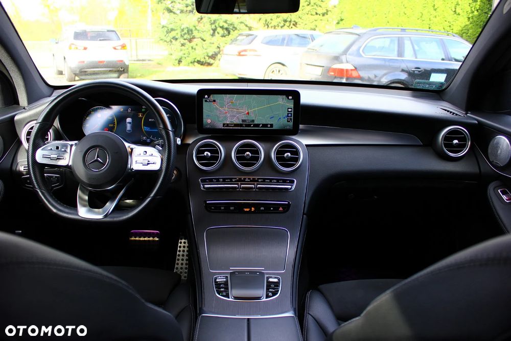 Mercedes-Benz GLC 400 d 4Matic 9G-TRONIC AMG Line - 37