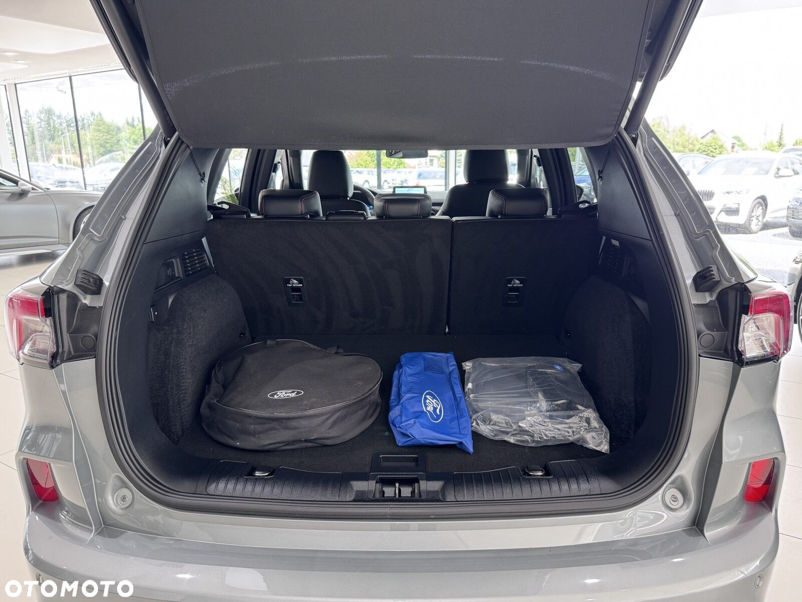 Ford Kuga - 17