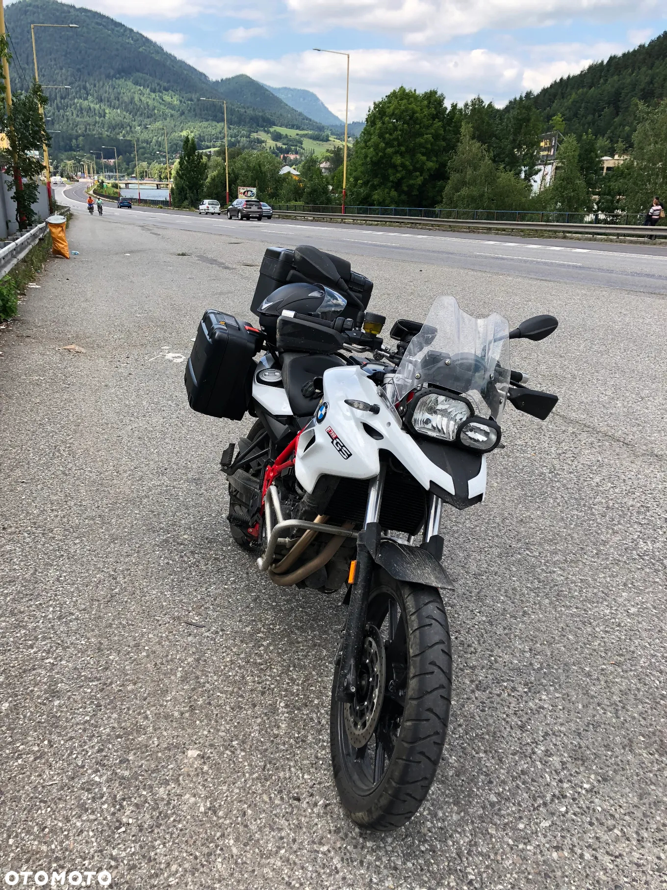 BMW F - 5
