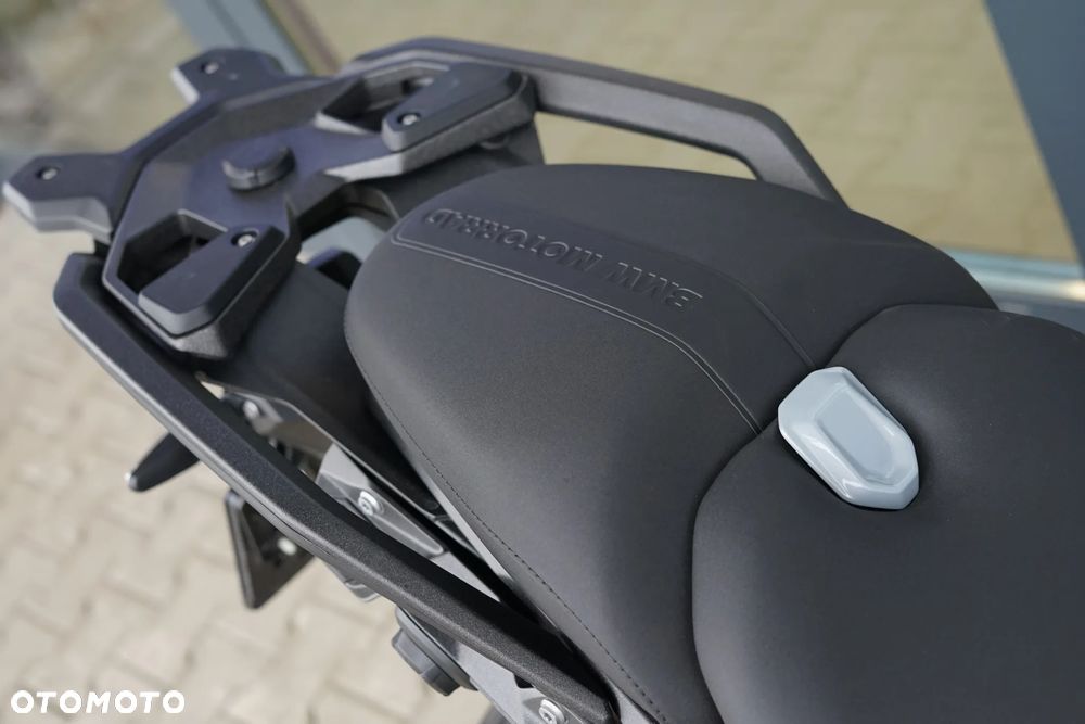 BMW R - 22