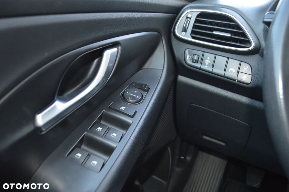 Hyundai i30 - 17