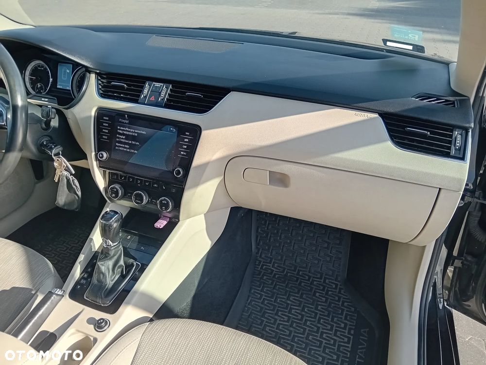 Skoda Octavia 2.0 TDI Style DSG - 21