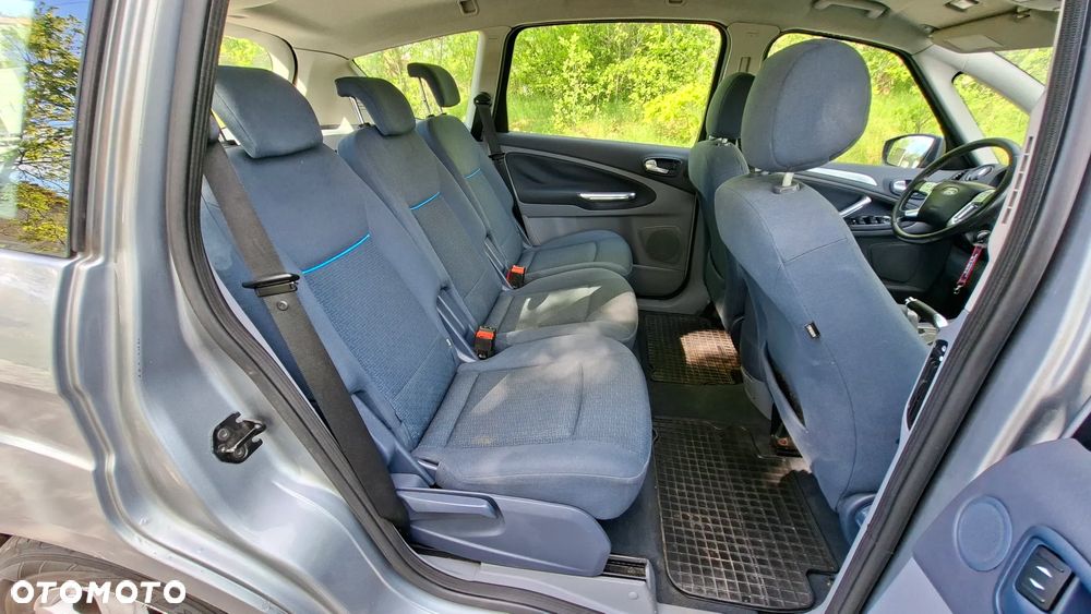 Ford S-Max - 14