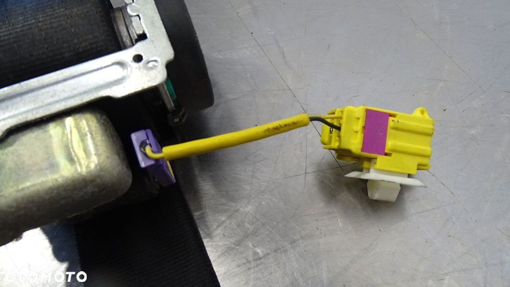 PAS PRAWY PRZEDNI BEZPIECZEŃSTWA VOLKSWAGEN GOLF V 2.0TDI - 3