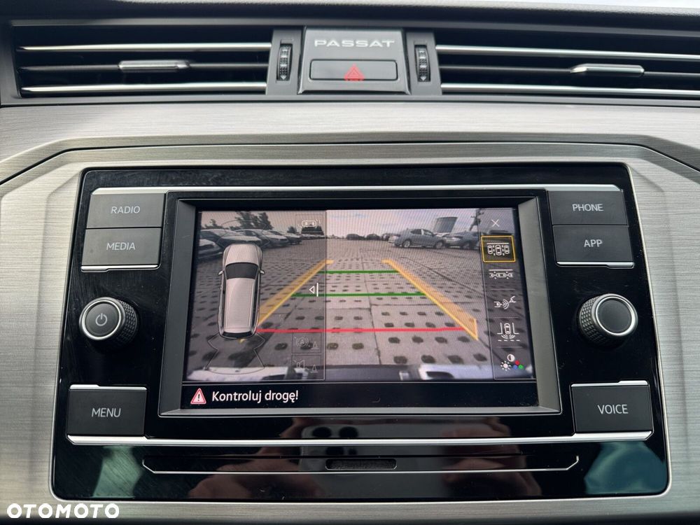 Volkswagen Passat Variant 1.5 TSI EVO Essence - 21