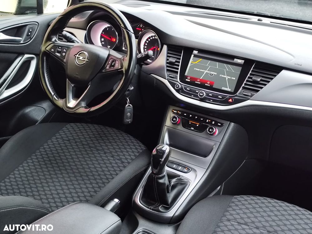 Opel Astra - 11