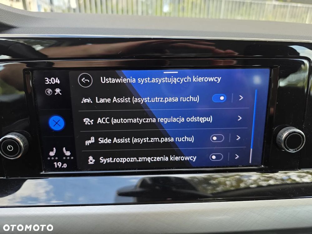Volkswagen Golf 2.0 TDI Life - 16