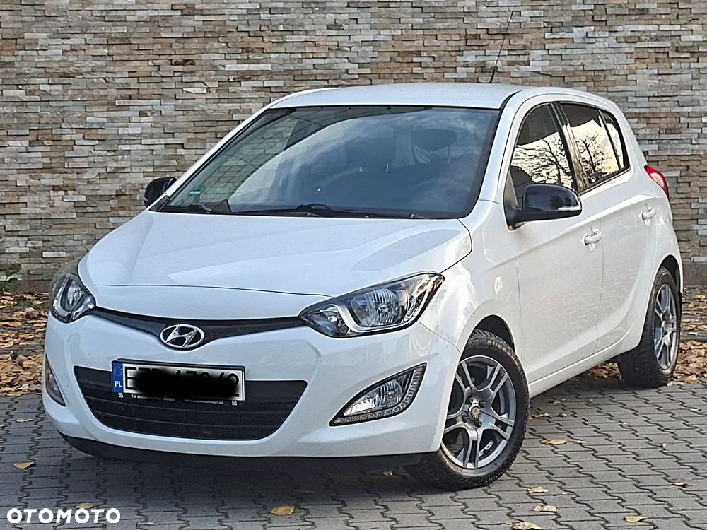 Hyundai I20 2015 photo 3