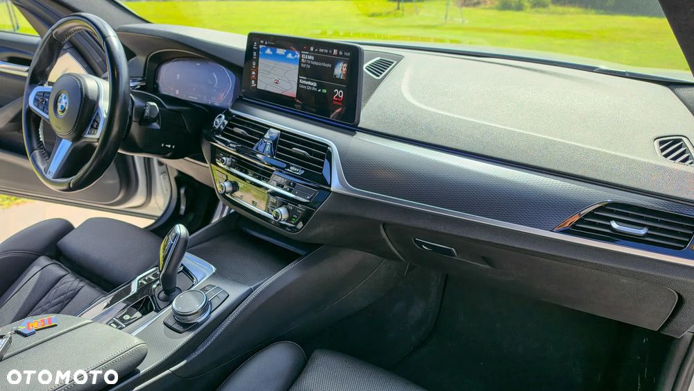 BMW Seria 5 520d MHEV Sport Line sport - 19