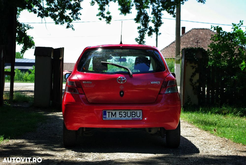 Toyota Yaris 1.0 VVT-i Optimo Plus - 4