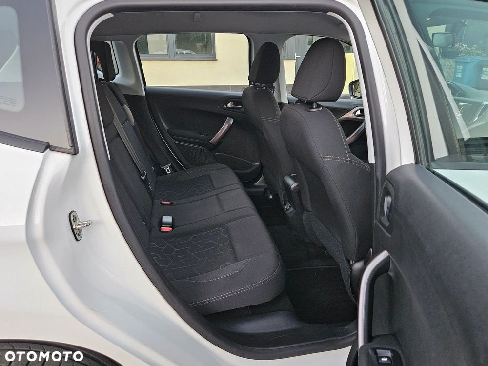 Peugeot 2008 82 VTI Active - 11