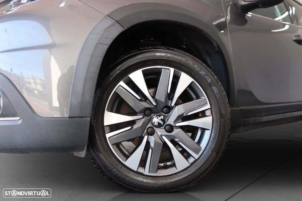 Peugeot 2008 1.2 PureTech Allure EAT6 - 15