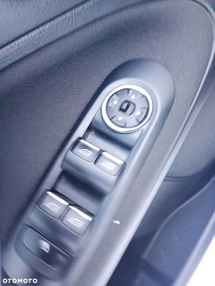 Ford C-MAX 2.0 TDCi Edition - 25