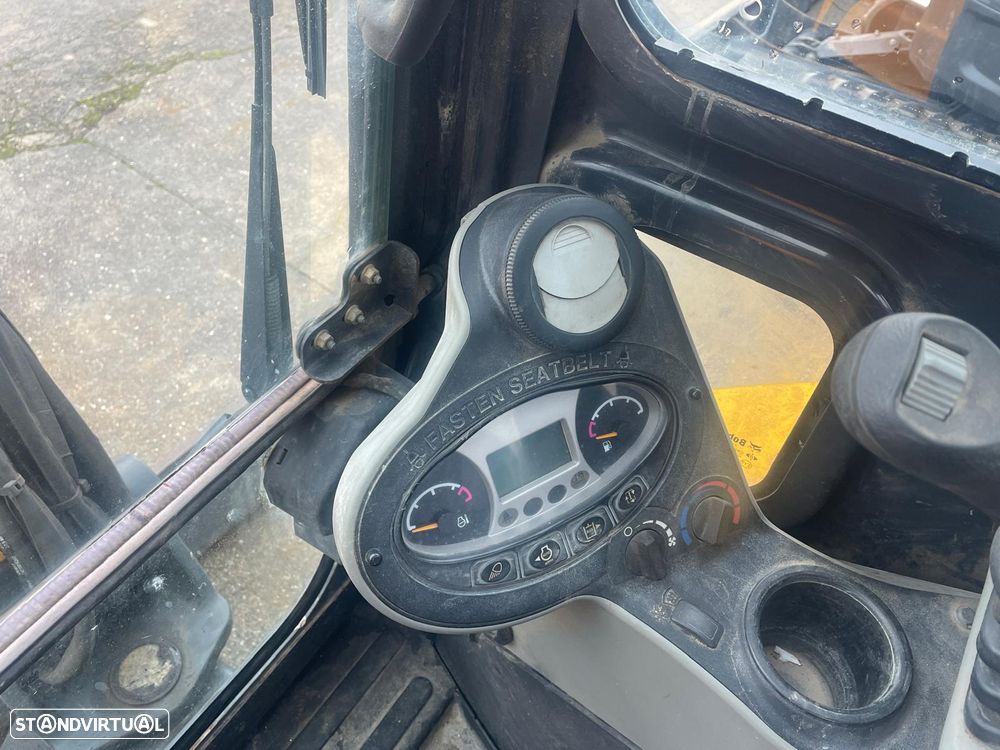 Bobcat E26 2.6T - Mini-Giratória - 10