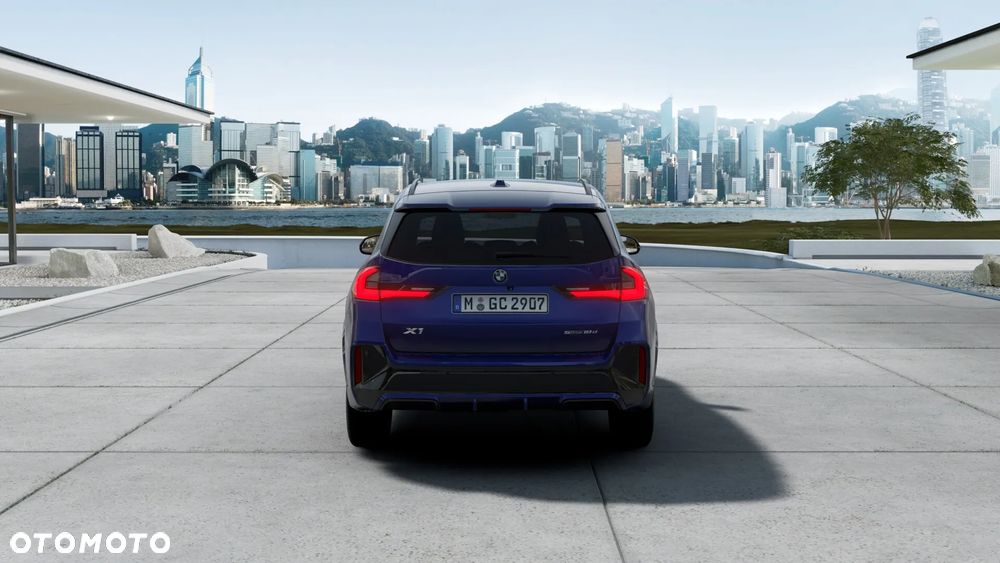 BMW X1 sDrive18d M Sportpaket - 7
